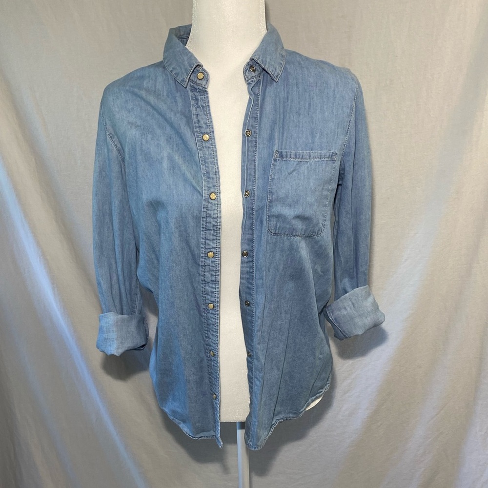 Soft denim button up